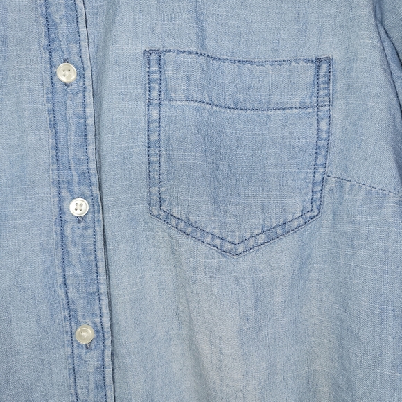 Womans J Crew Mercantile Chambray Button front Shirt Size S - Picture 3 of 8